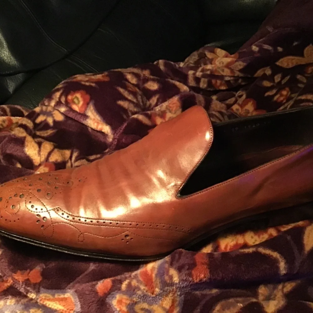 Prada light brown slip on’s - Picture 3 of 9